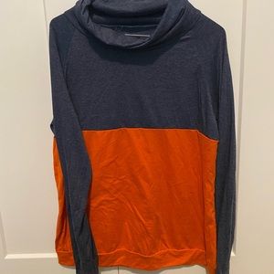 Long sleeve turtleneck